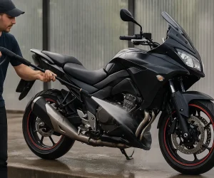 Cuci Motor 150cc & Matic Besar