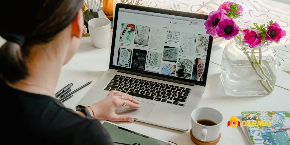 Contoh tampilan website bisnis UMKM di Surabaya