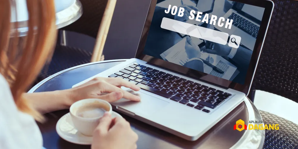Ilustrasi pengguna mencari informasi bisnis melalui laptop