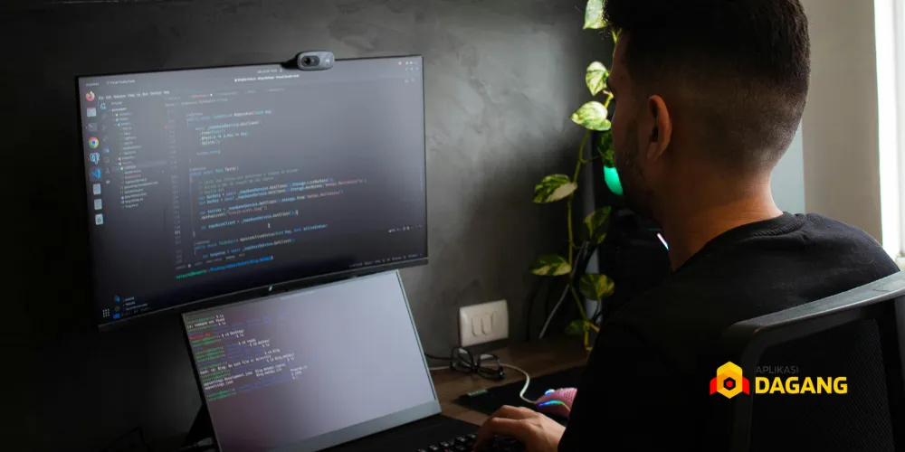 Tim software house Bandung mengembangkan aplikasi bisnis