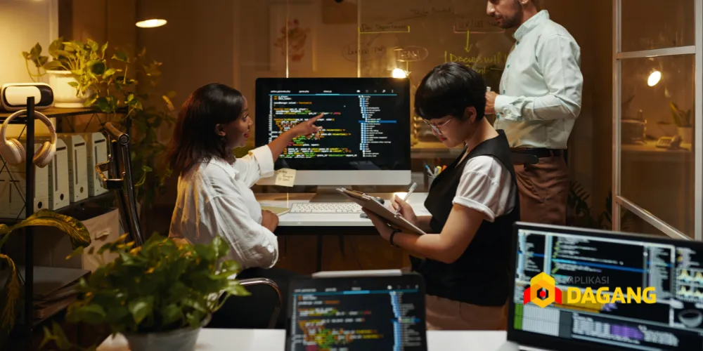 Tim Aplikasi Dagang mengembangkan software POS custom untuk klien di Jakarta.