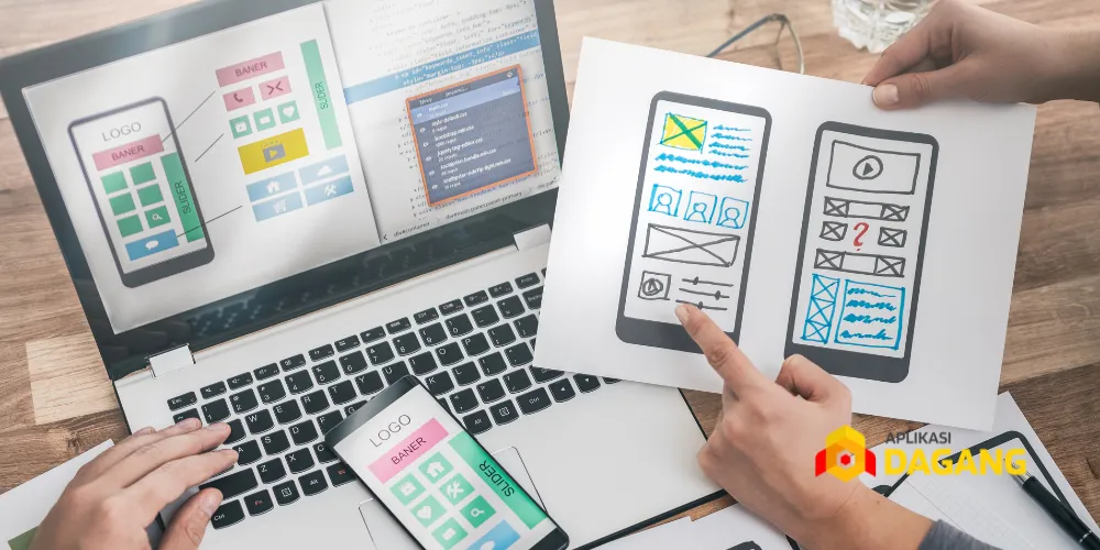 Pengembang aplikasi Android Aplikasi Dagang sedang melakukan testing aplikasi bisnis